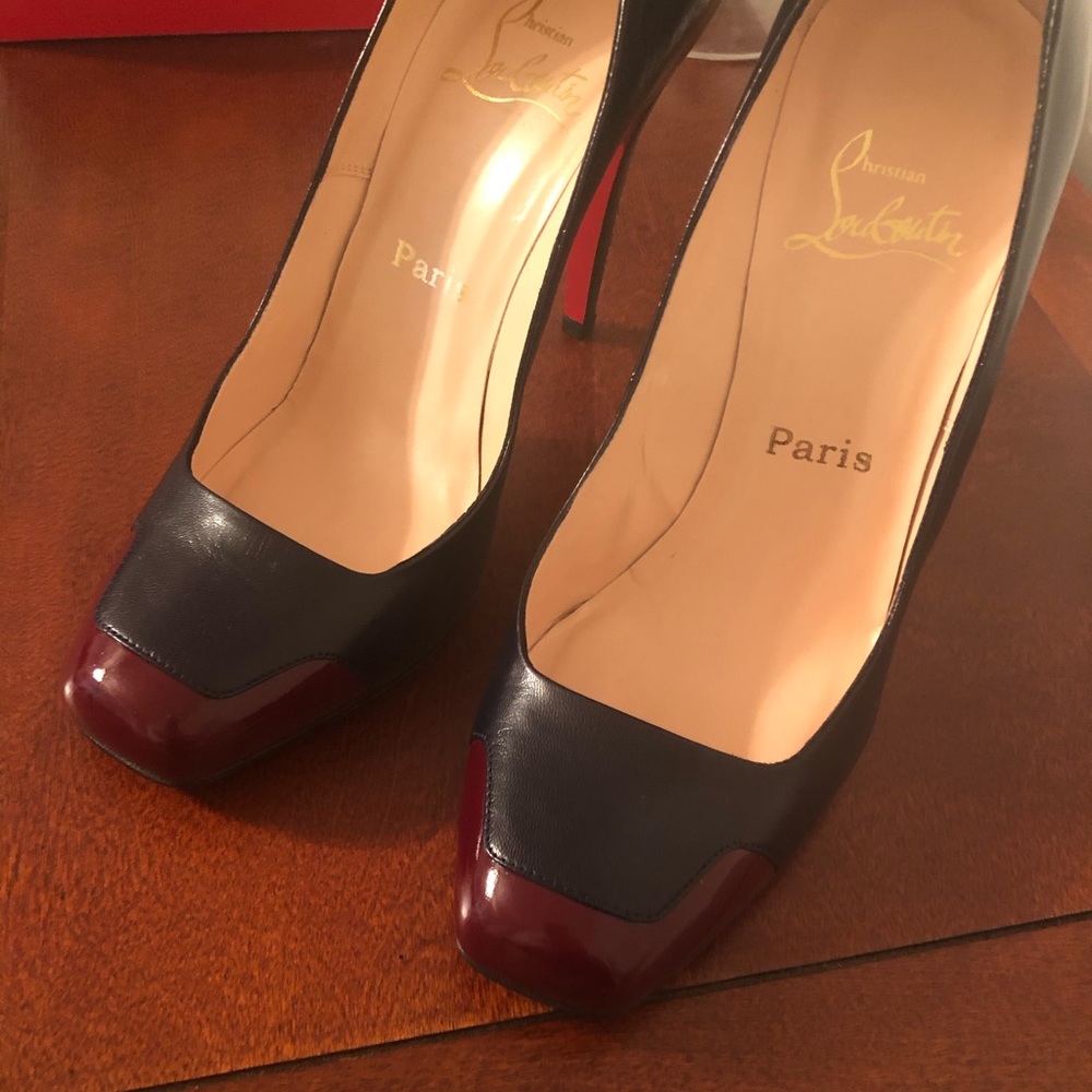 Christian Louboutin Lady Grant - Picture 5 of 8